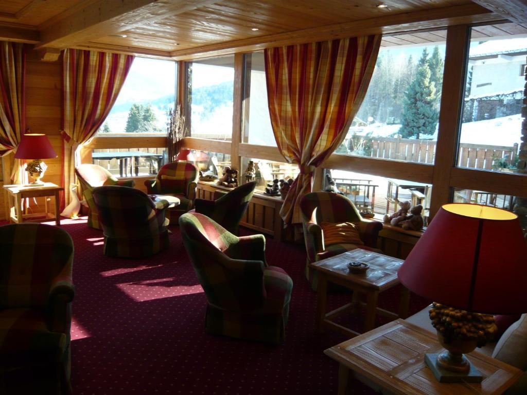 Aux Ducs De Savoie Hotel Combloux Eksteriør billede