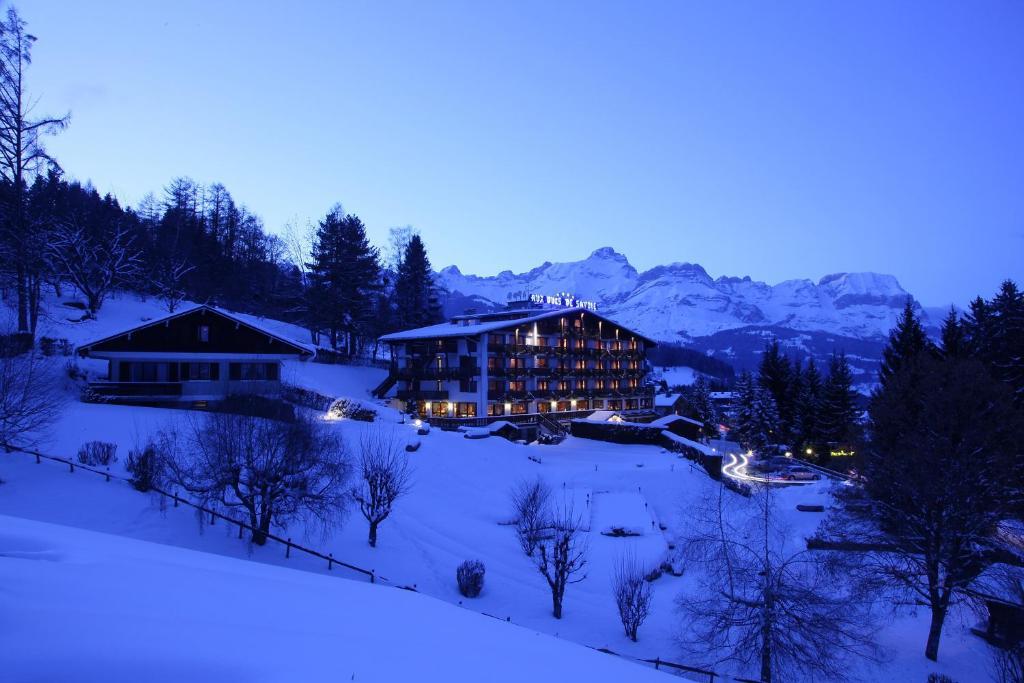 Aux Ducs De Savoie Hotel Combloux Eksteriør billede